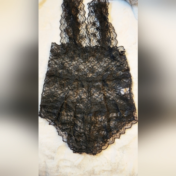 NWOT Black Lace Stretchy Teddy - Picture 6 of 7